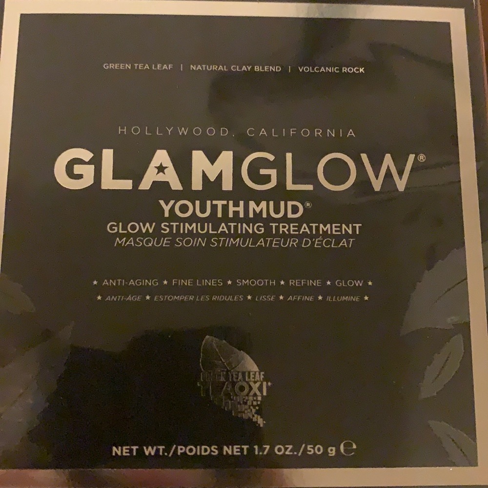 GLAM GLOW YOUTHMUD GLOW STIMULATING TREATMENT